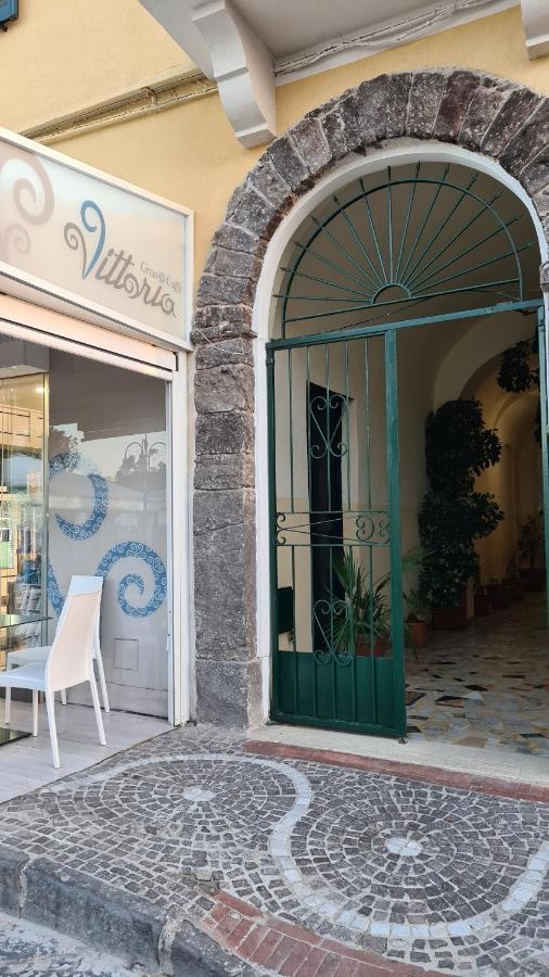 B&B La Piazzetta Ischia Exteriör bild